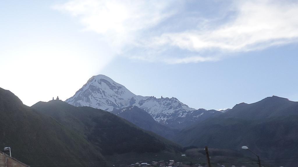 Hotel Maka & Khato In Kazbegi Esterno foto